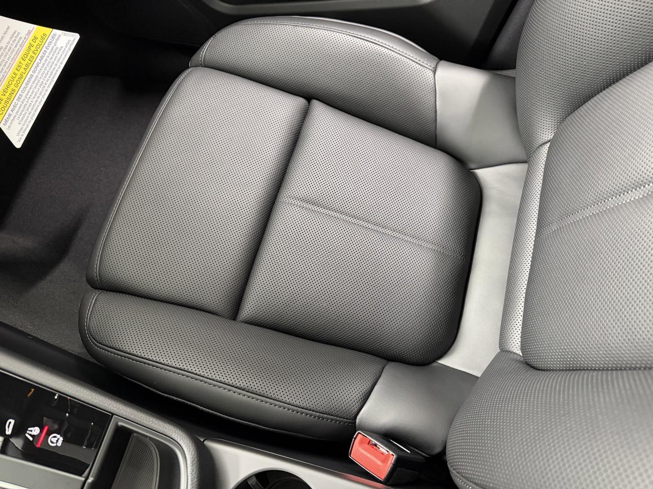 2026 Porsche Macan Newark DE