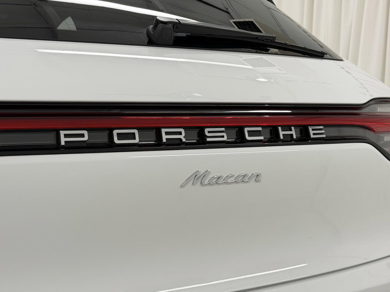 2026 Porsche Macan Newark DE