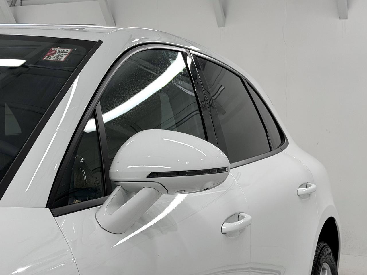 2026 Porsche Macan Newark DE