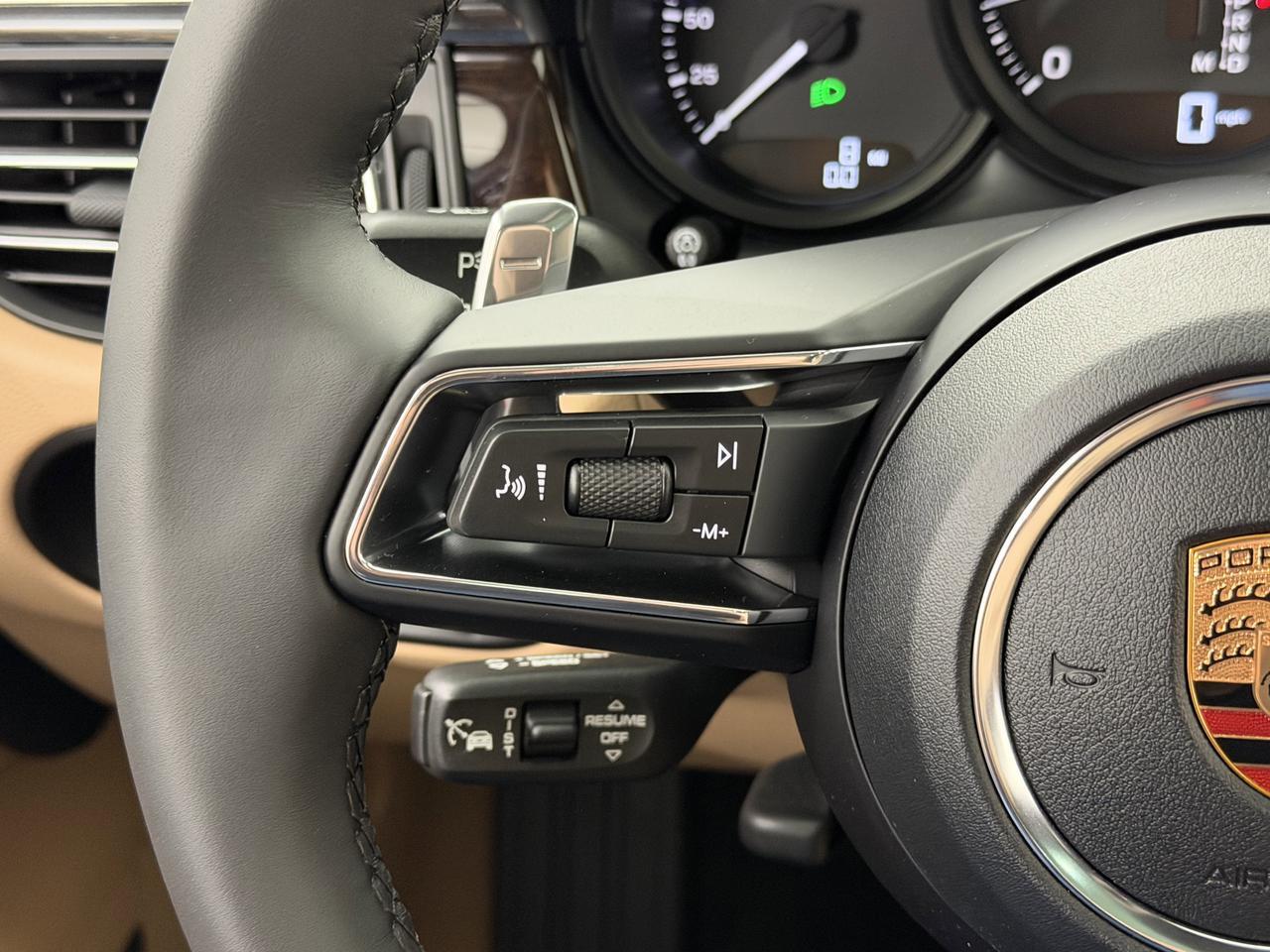 2026 Porsche Macan Newark DE