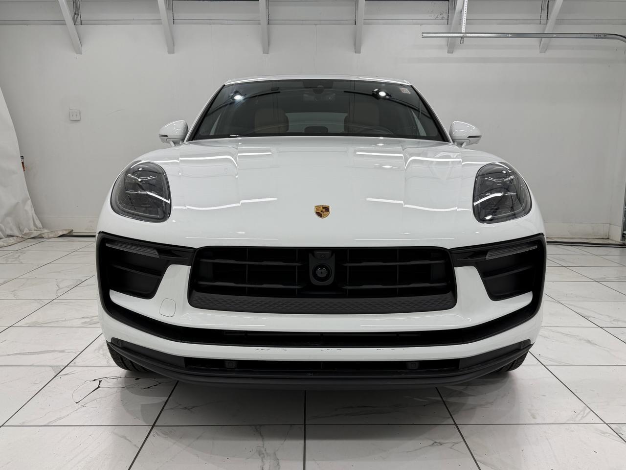 2026 Porsche Macan Newark DE