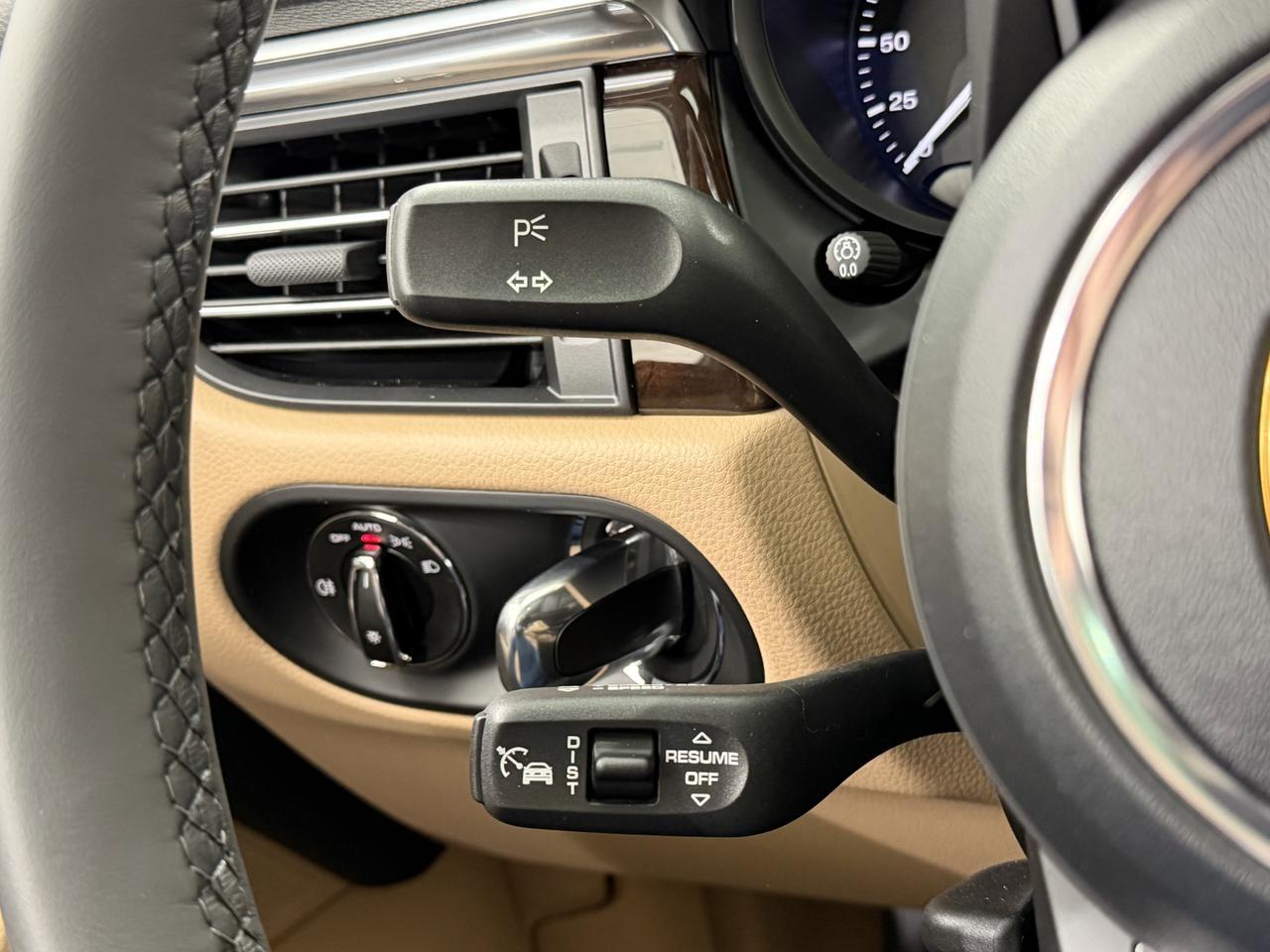 2026 Porsche Macan Newark DE