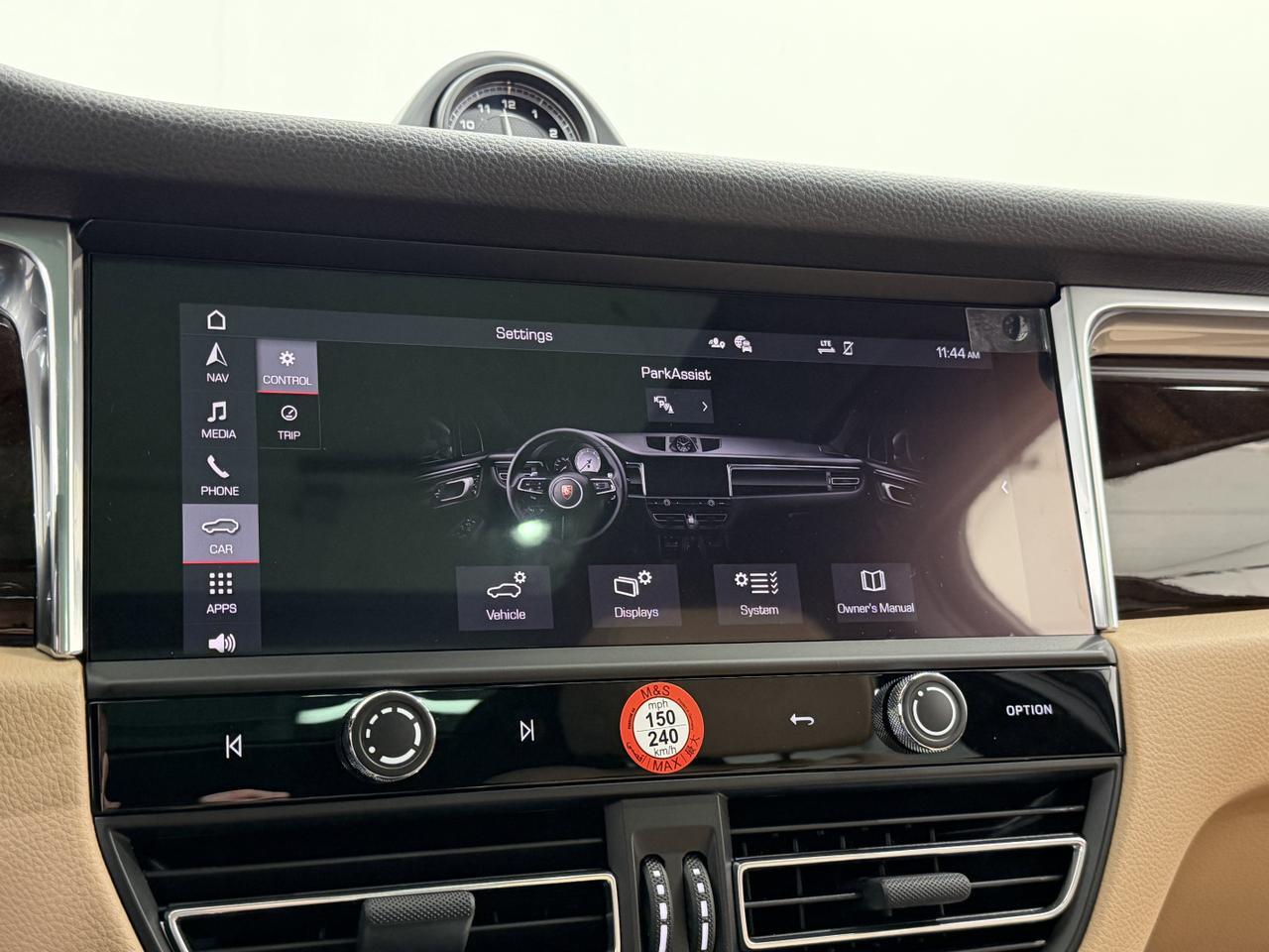 2026 Porsche Macan Newark DE