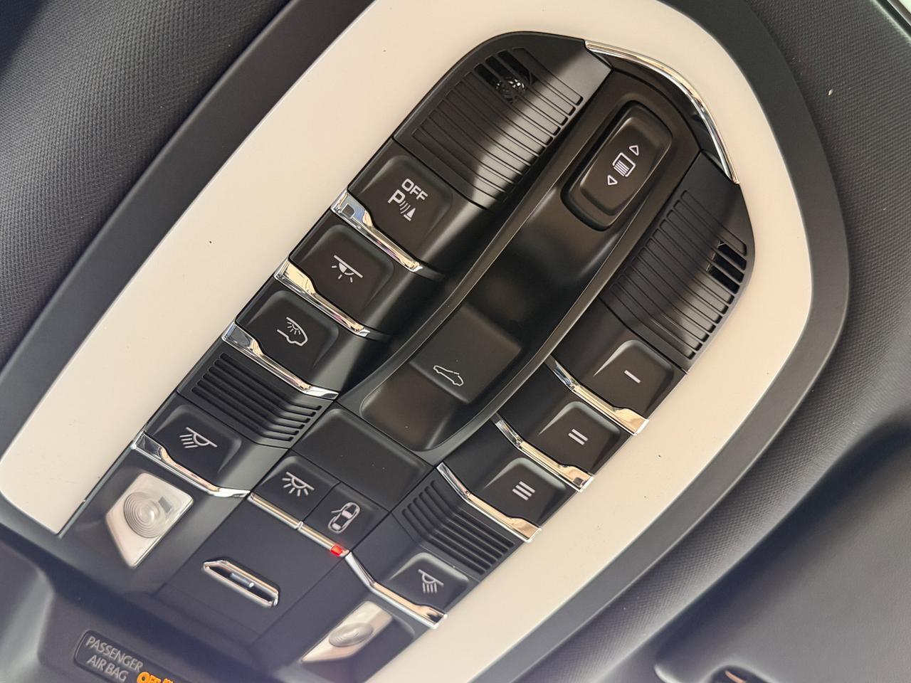 2026 Porsche Macan Newark DE