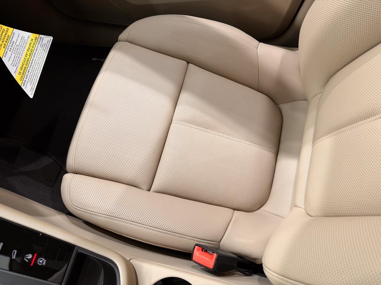 2026 Porsche Macan Newark DE