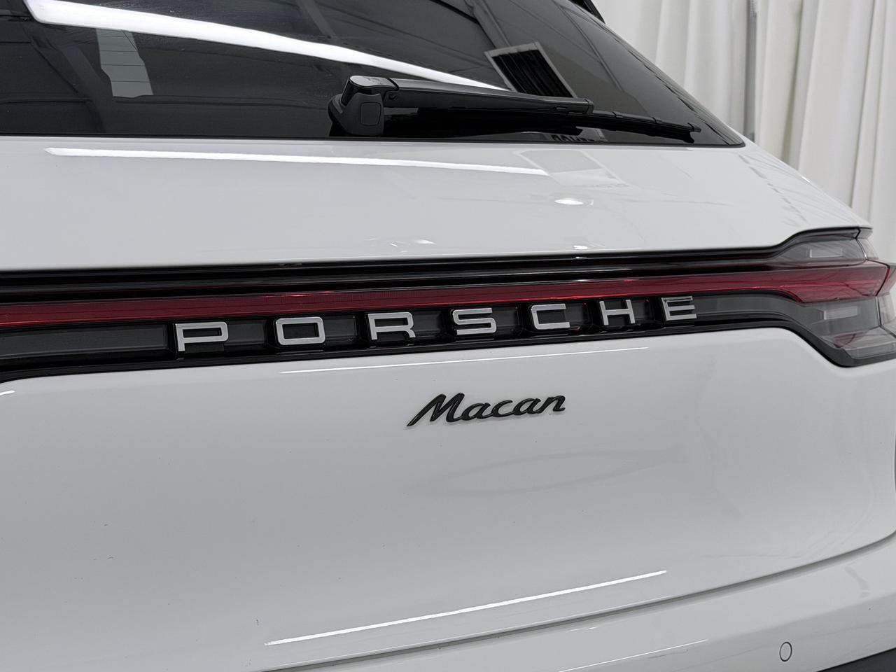 2026 Porsche Macan Newark DE