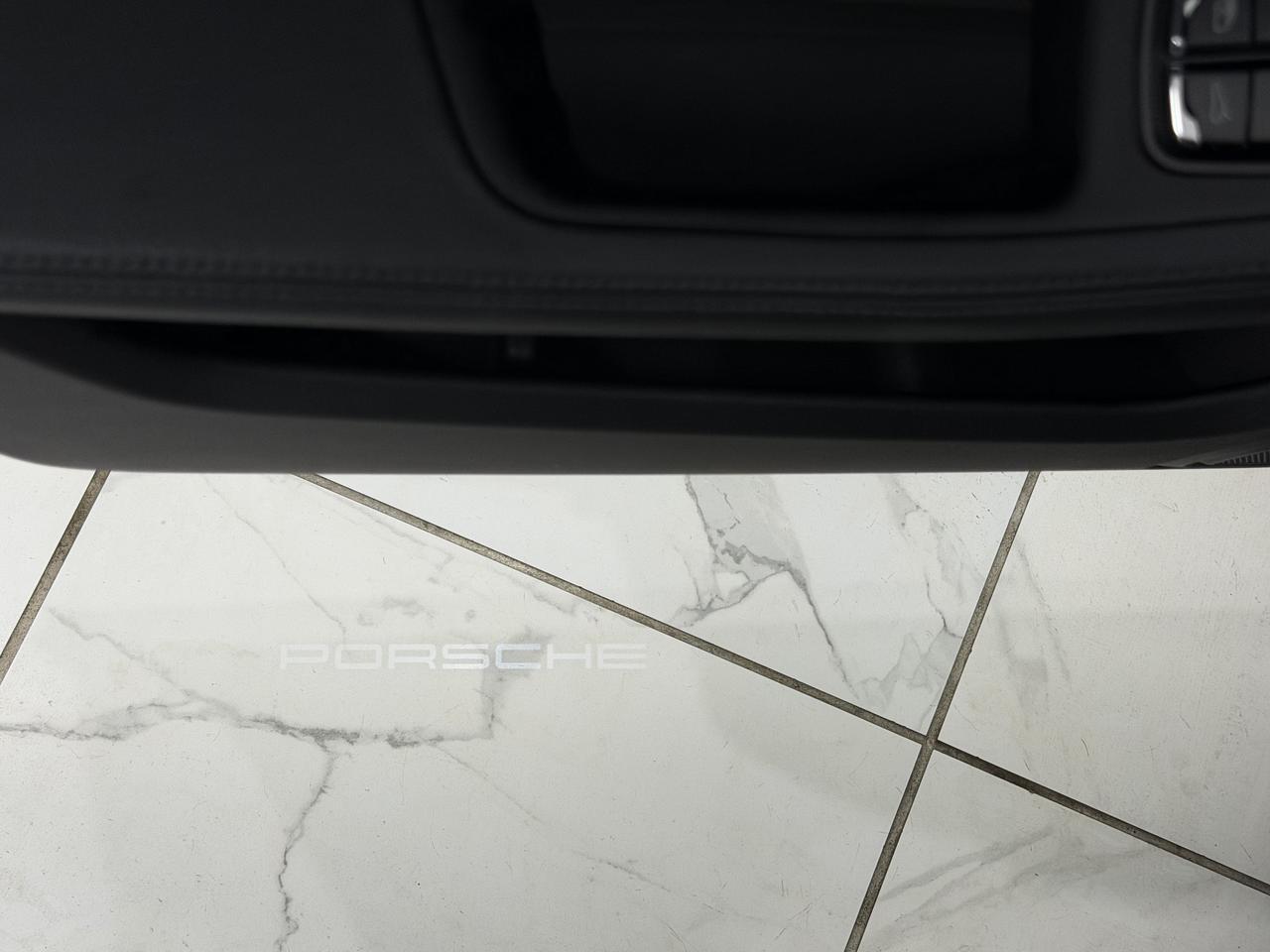 2026 Porsche Macan Newark DE