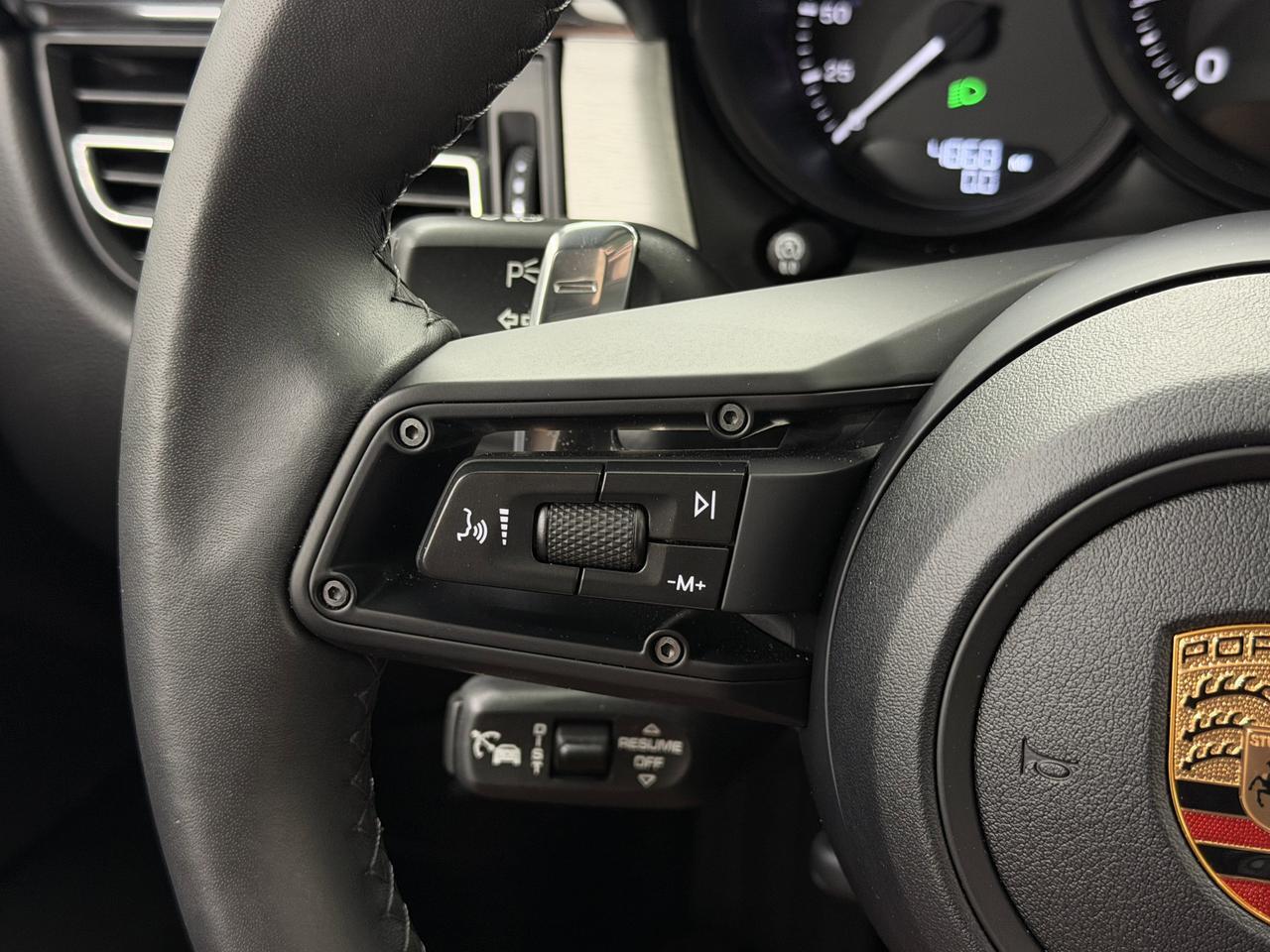 2026 Porsche Macan Newark DE