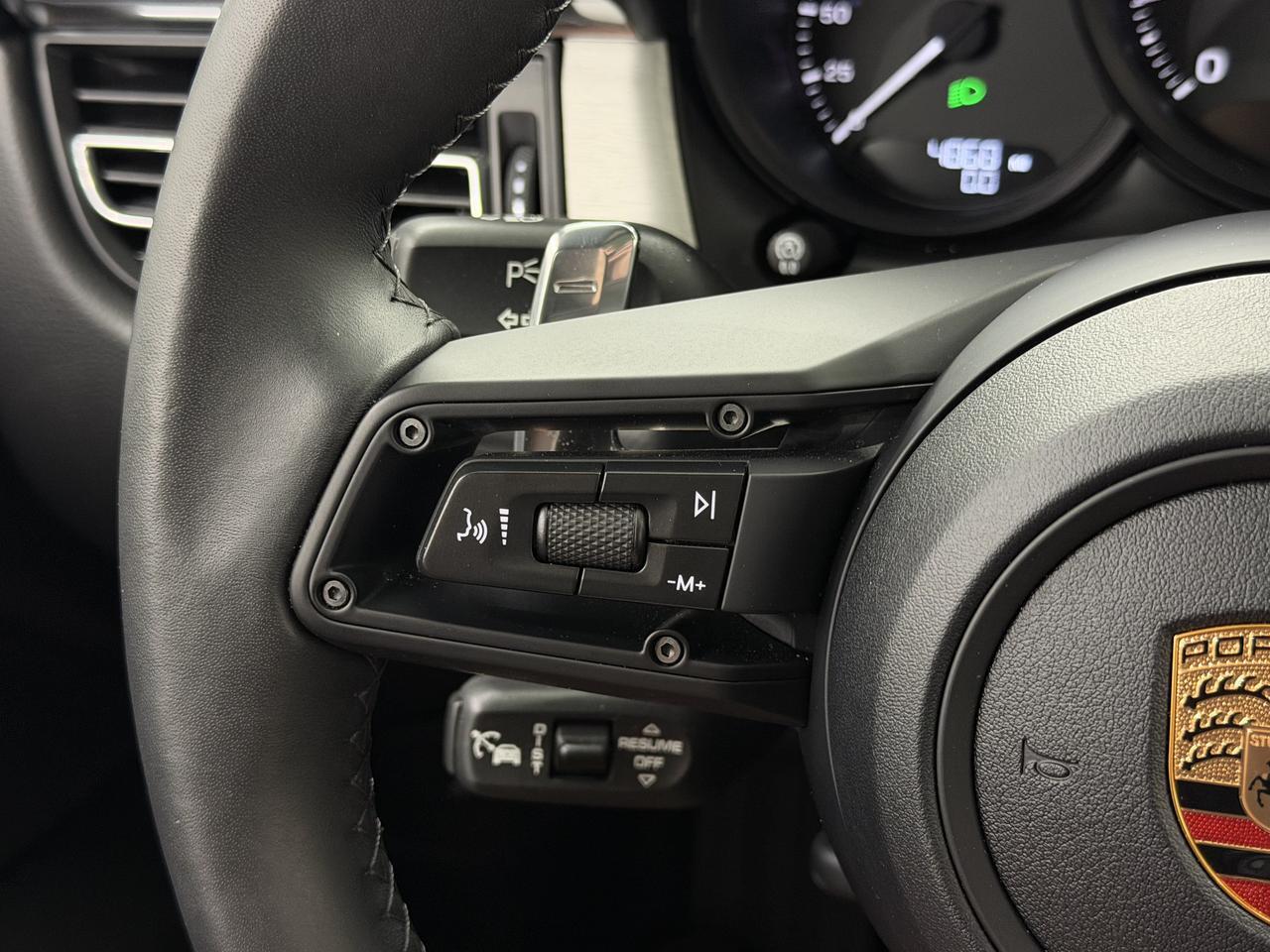 2026 Porsche Macan Newark DE
