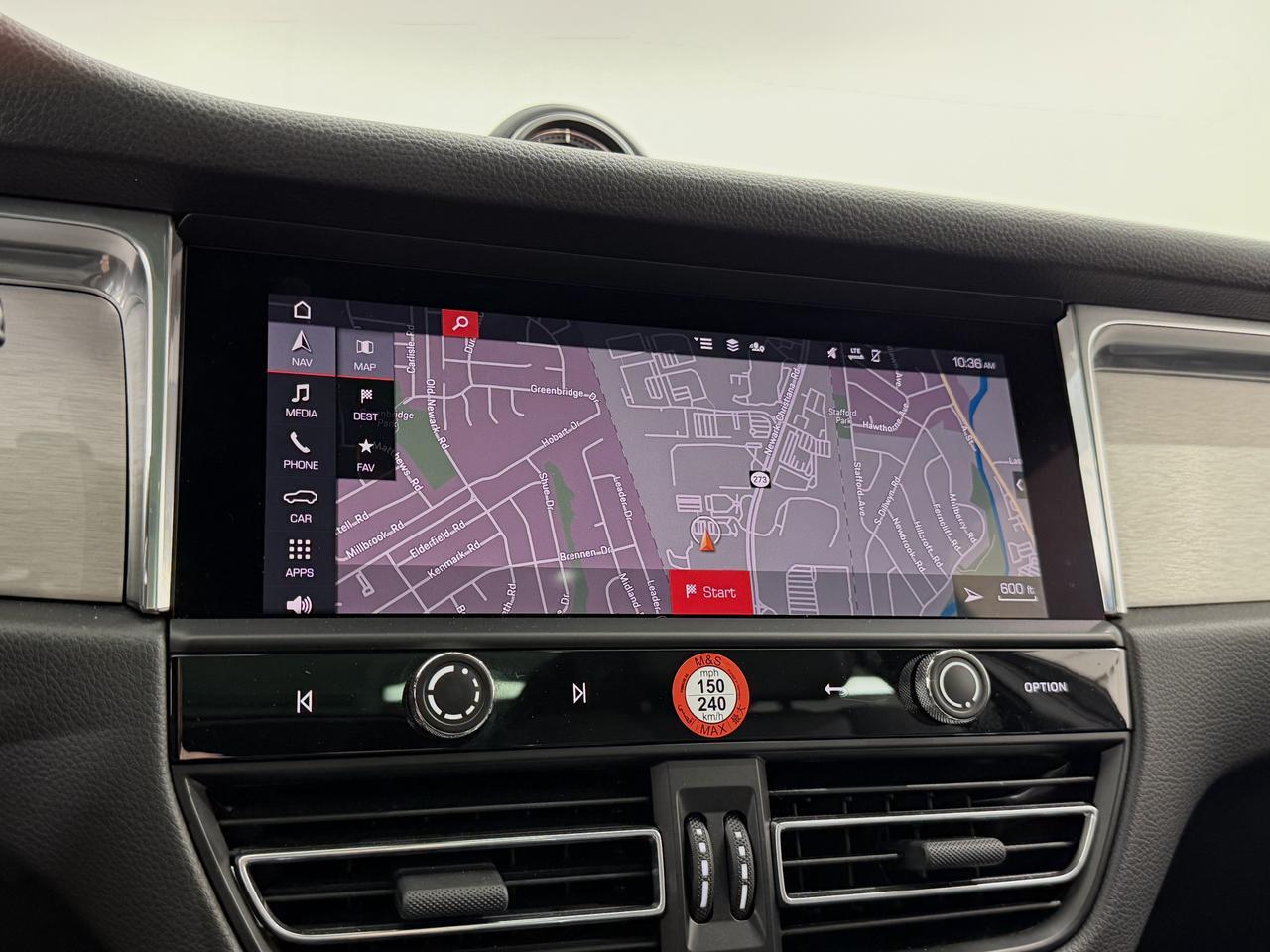 2026 Porsche Macan Newark DE