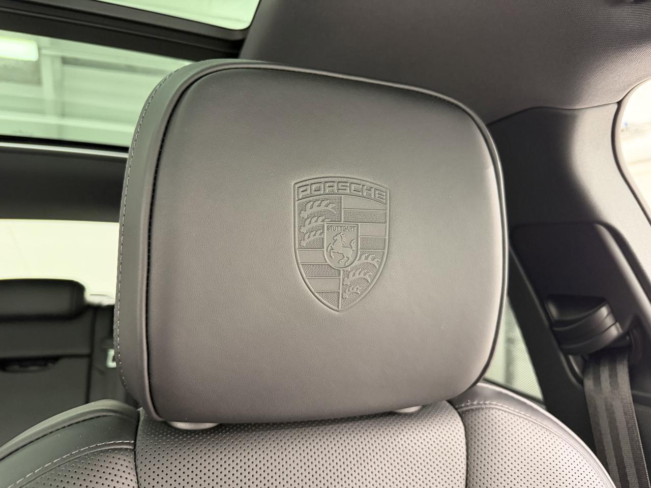 2026 Porsche Macan Newark DE
