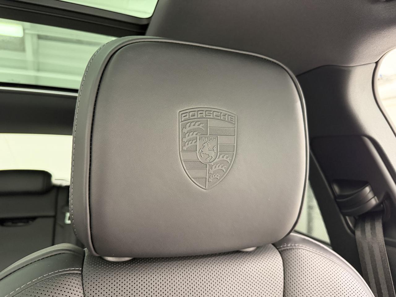 2026 Porsche Macan Newark DE