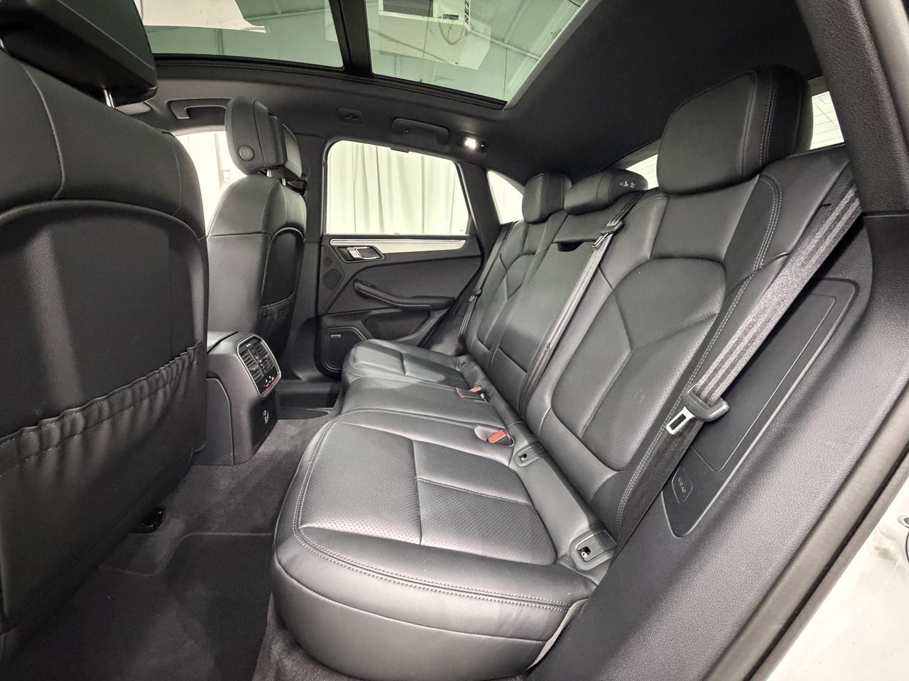 2026 Porsche Macan Newark DE