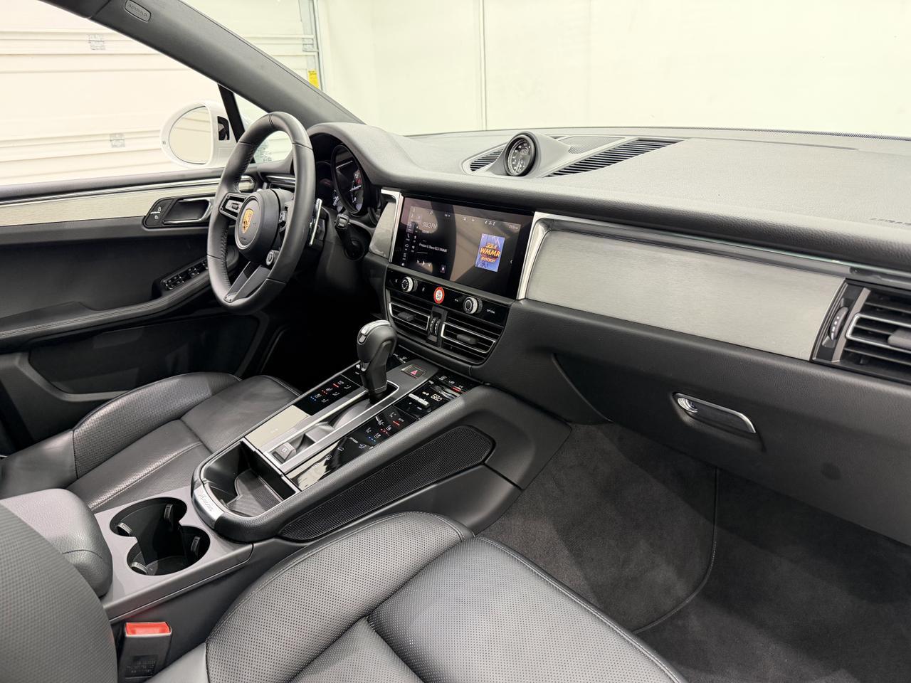 2026 Porsche Macan Newark DE