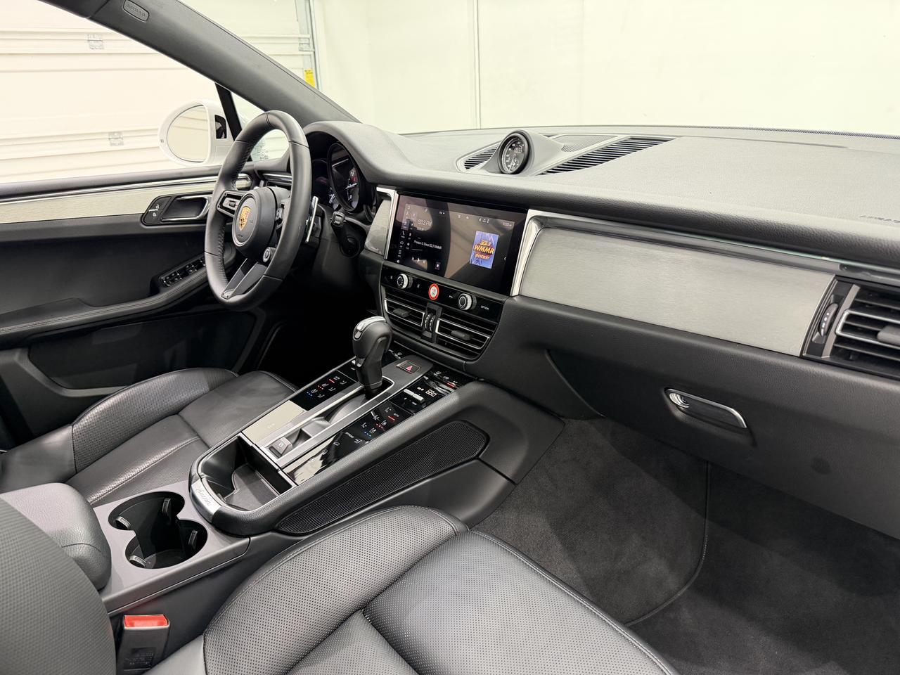2026 Porsche Macan Newark DE
