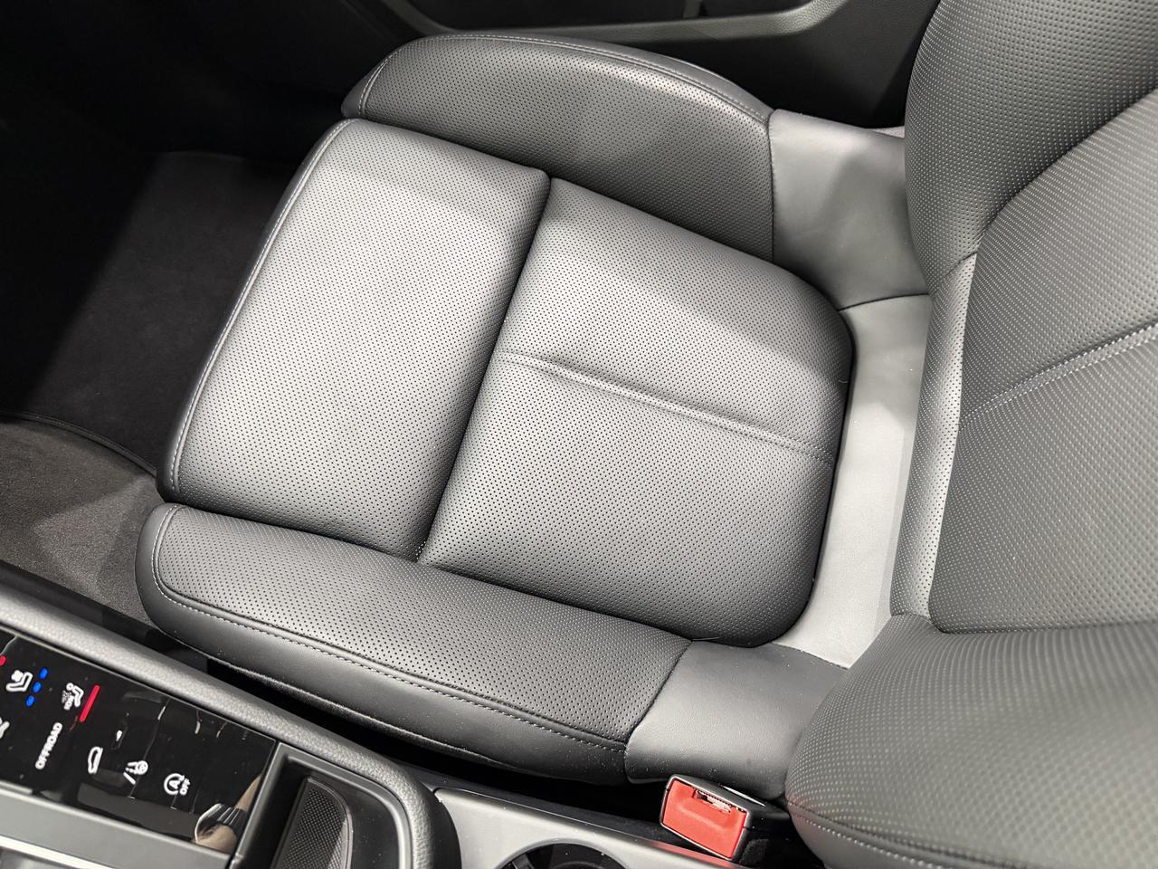2026 Porsche Macan Newark DE