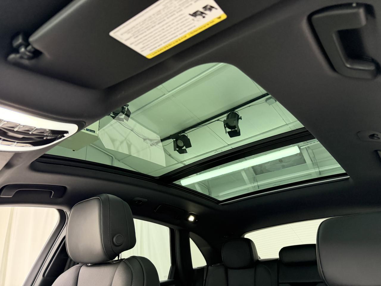 2026 Porsche Macan Newark DE