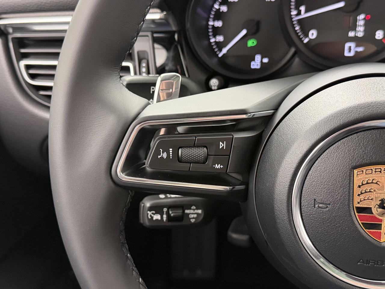 2026 Porsche Macan Newark DE