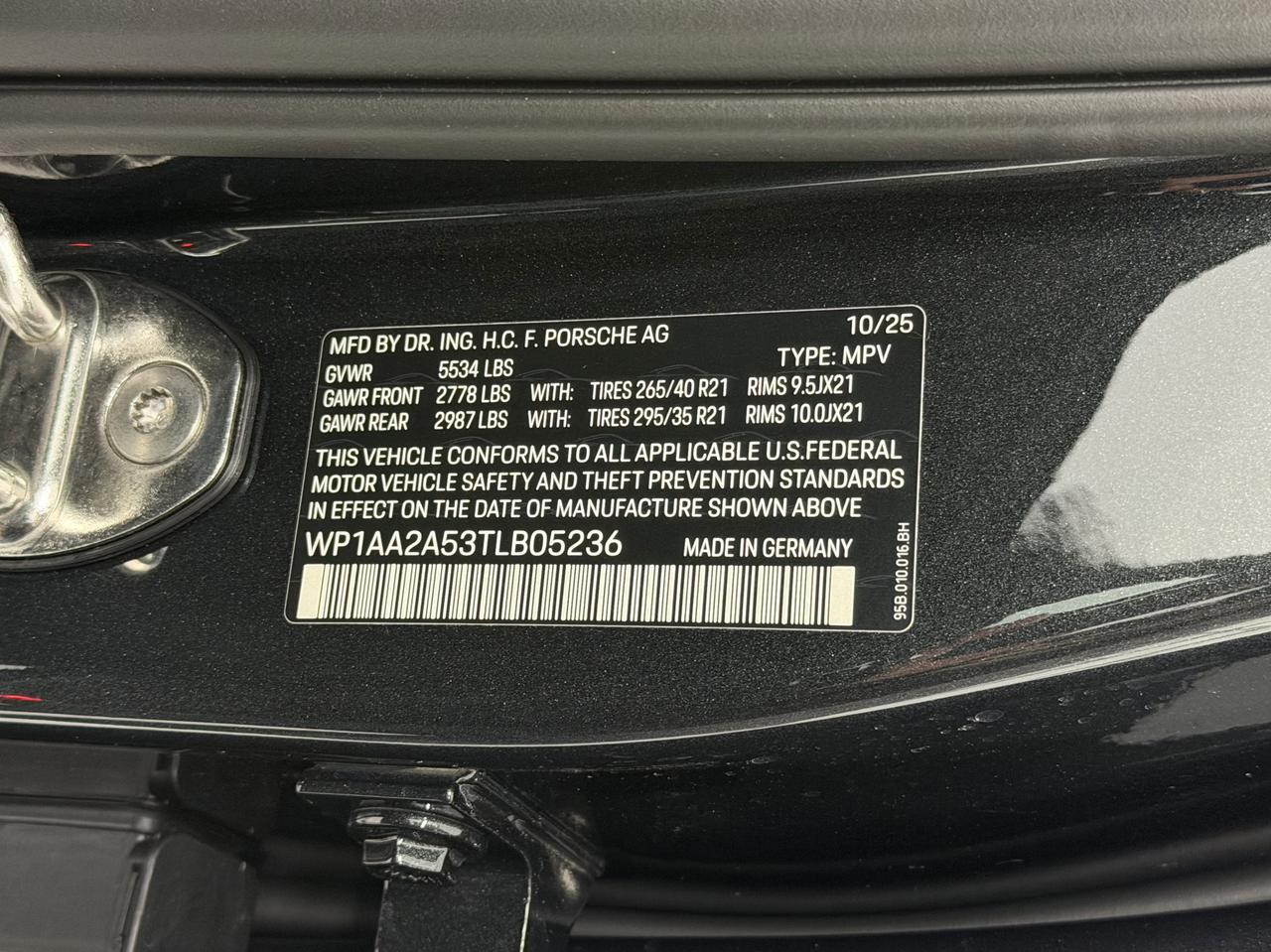 2026 Porsche Macan Newark DE