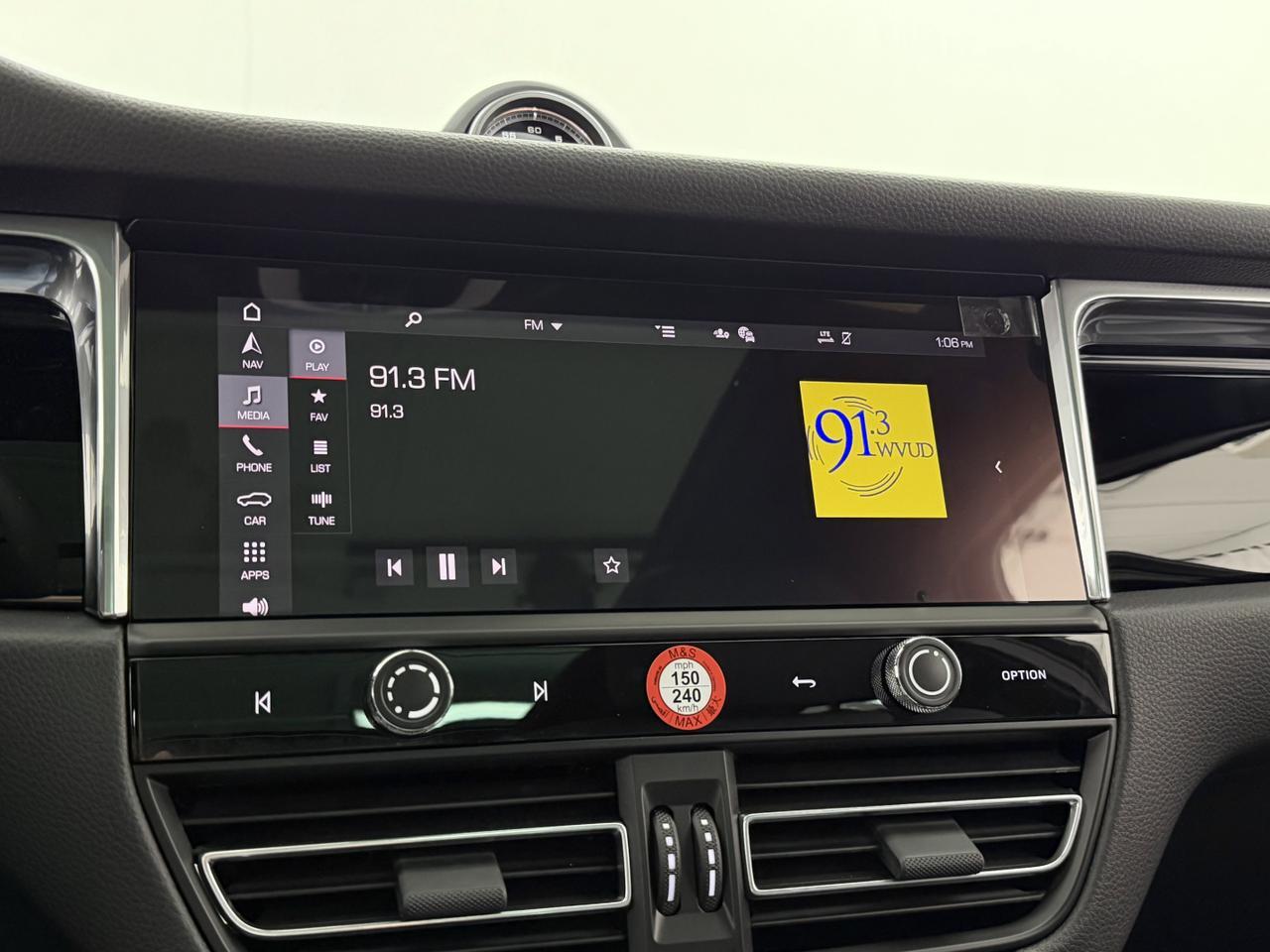 2026 Porsche Macan Newark DE