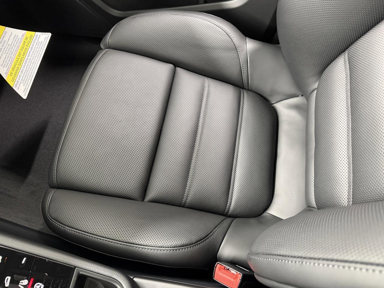 2026 Porsche Macan Newark DE