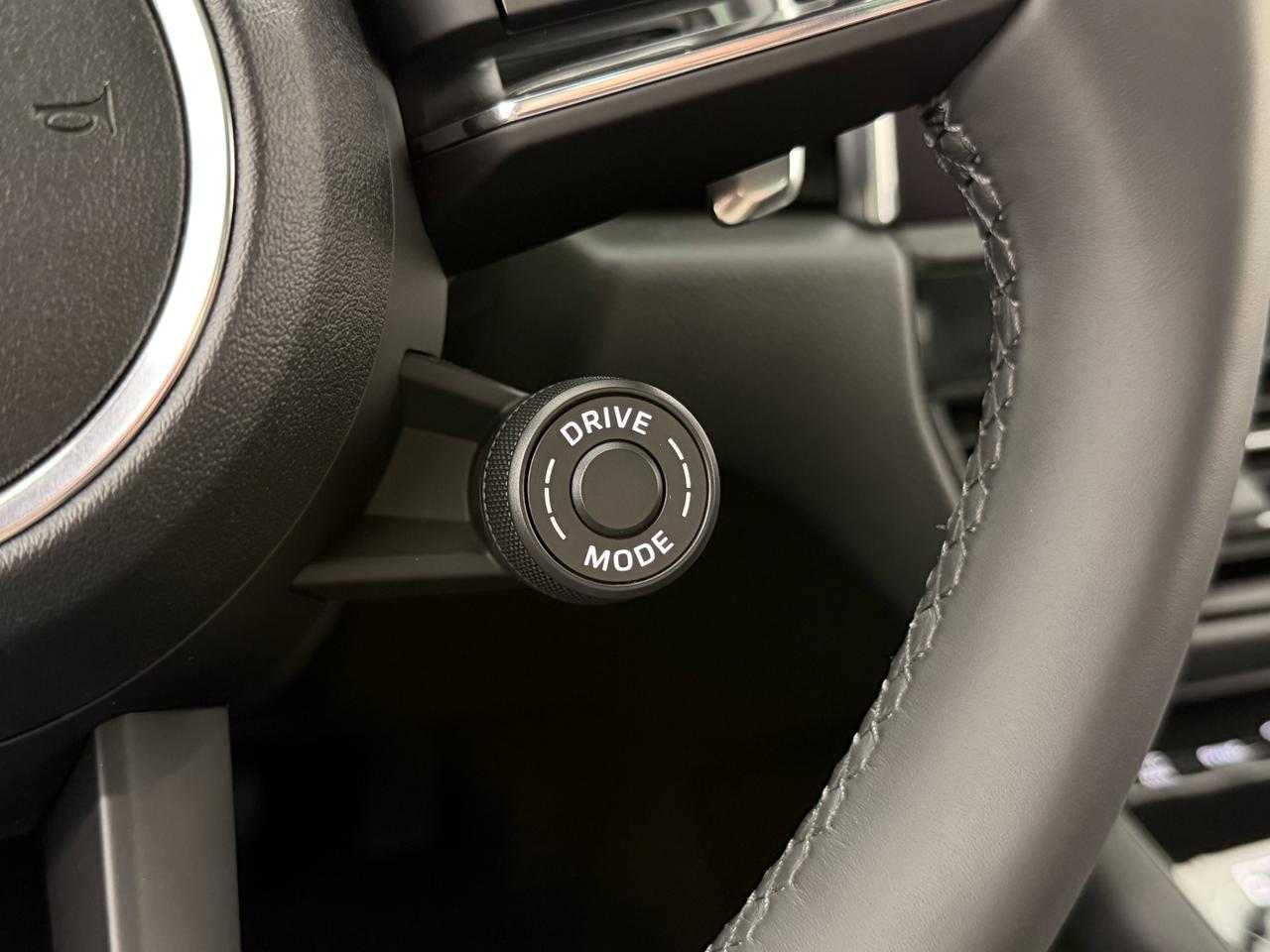 2026 Porsche Macan Newark DE