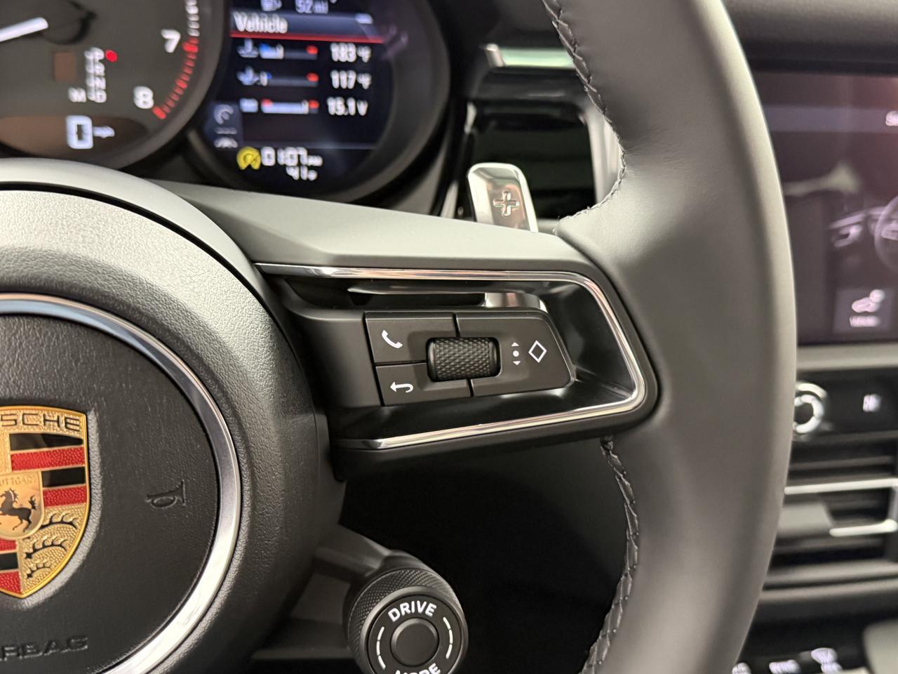 2026 Porsche Macan Newark DE