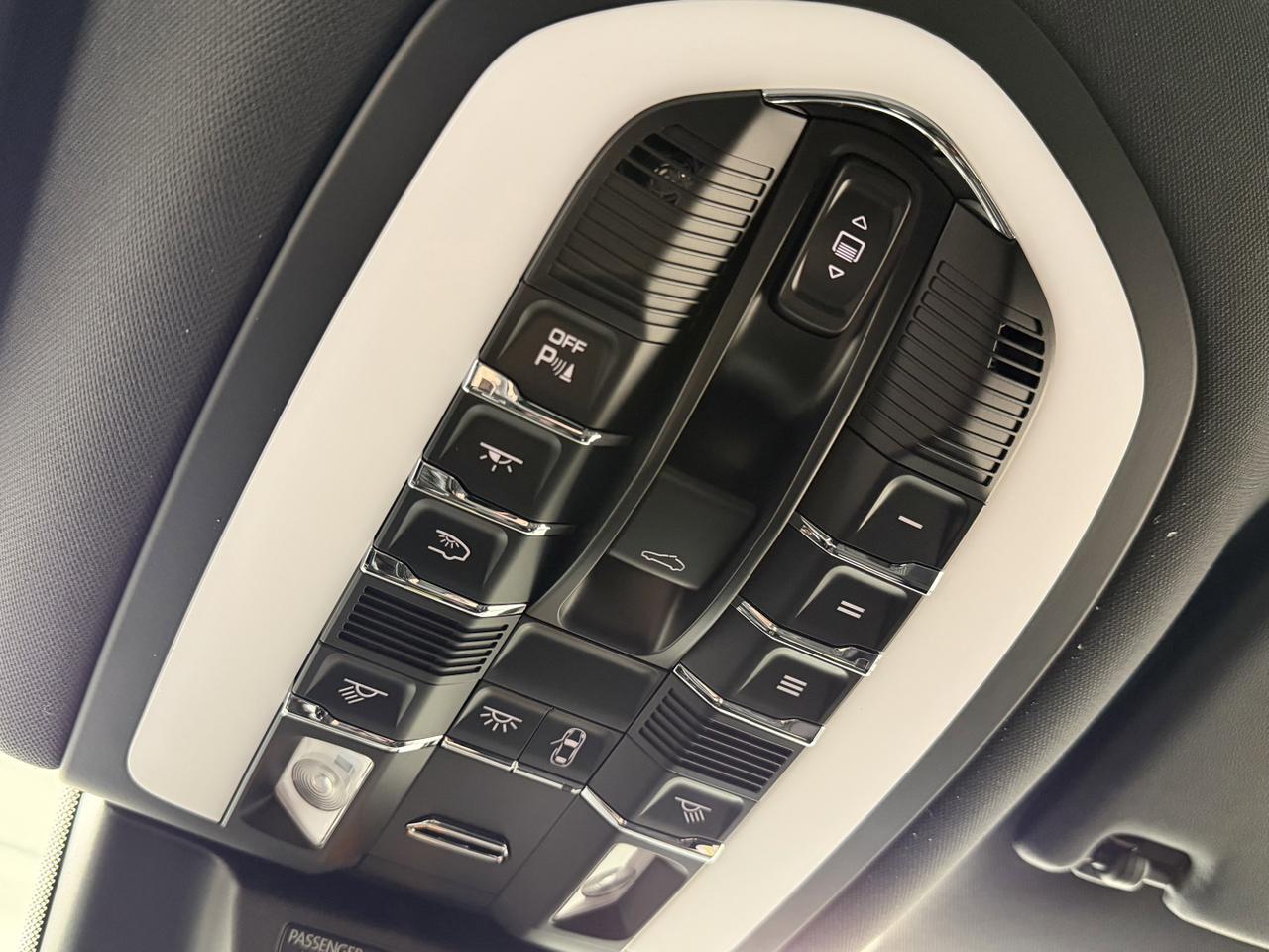 2026 Porsche Macan Newark DE