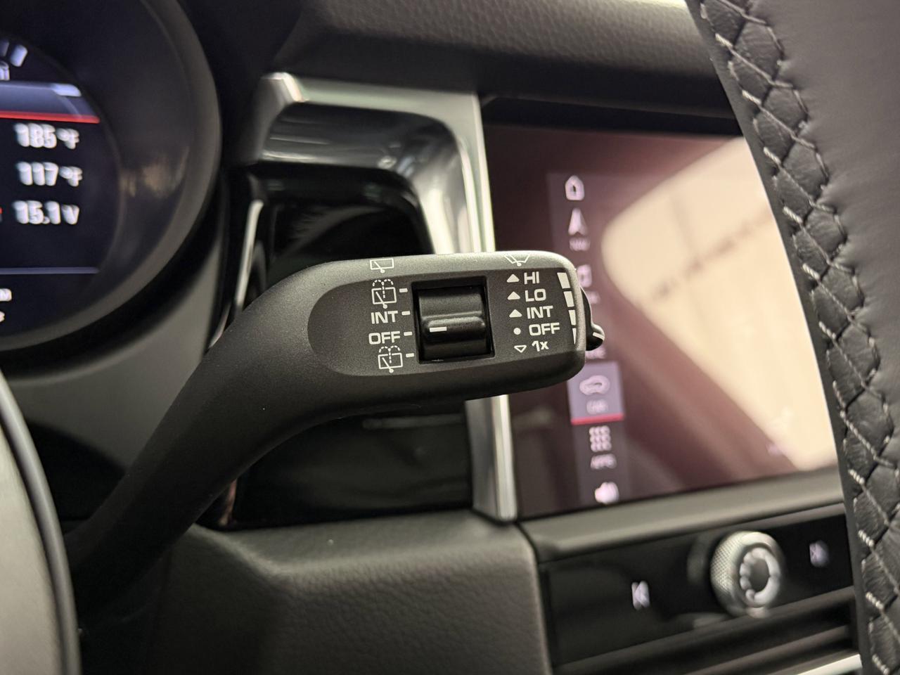 2026 Porsche Macan Newark DE