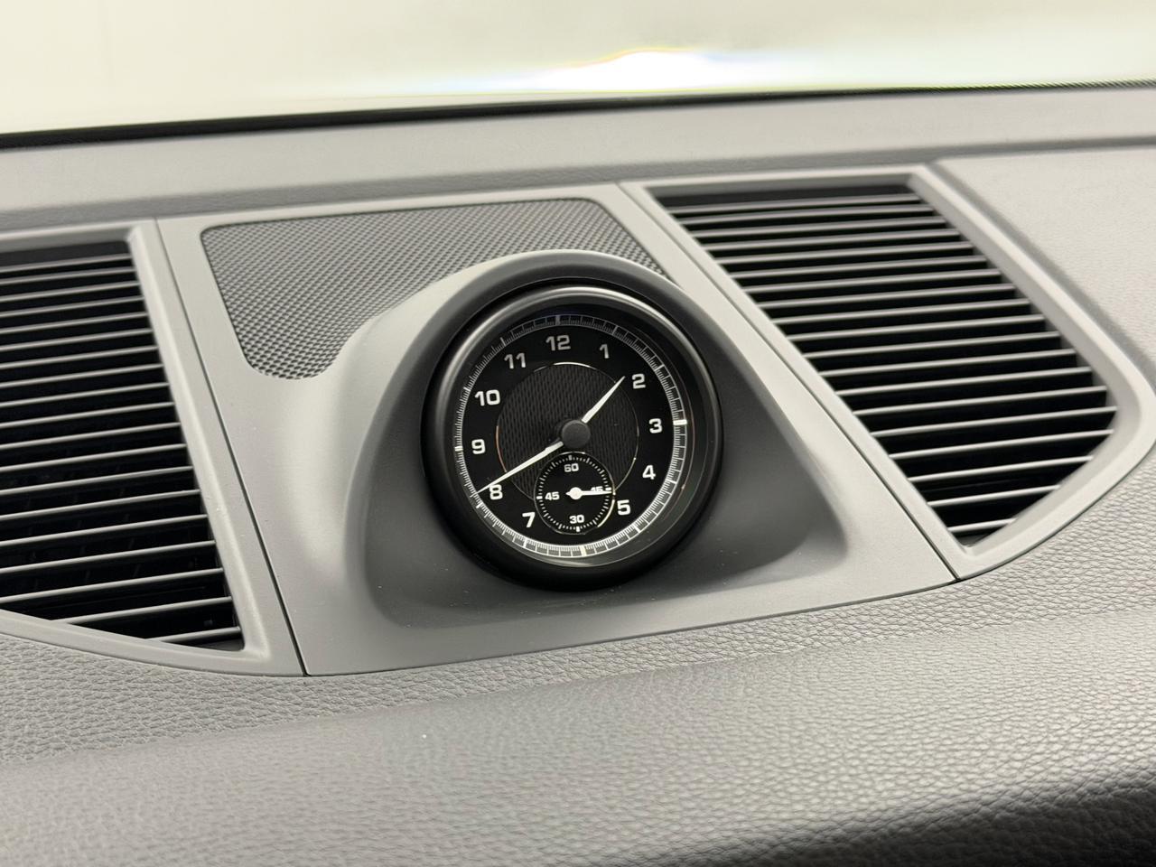 2026 Porsche Macan Newark DE