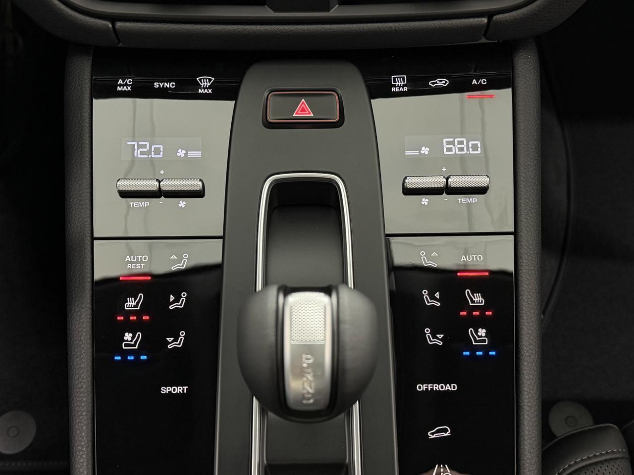 2026 Porsche Macan Newark DE