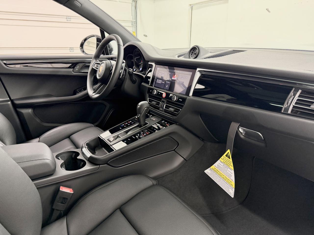 2026 Porsche Macan Newark DE