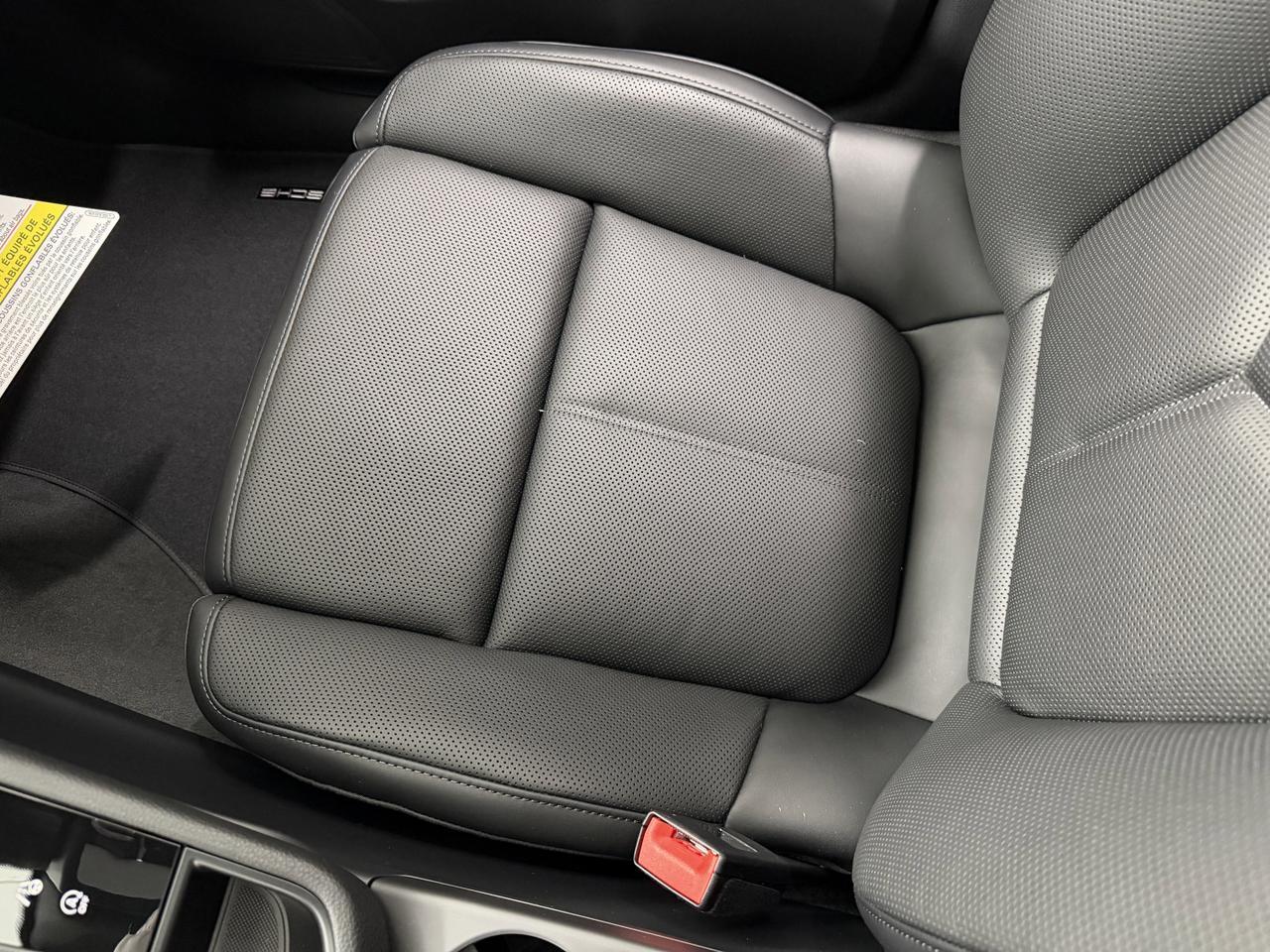 2026 Porsche Macan Newark DE