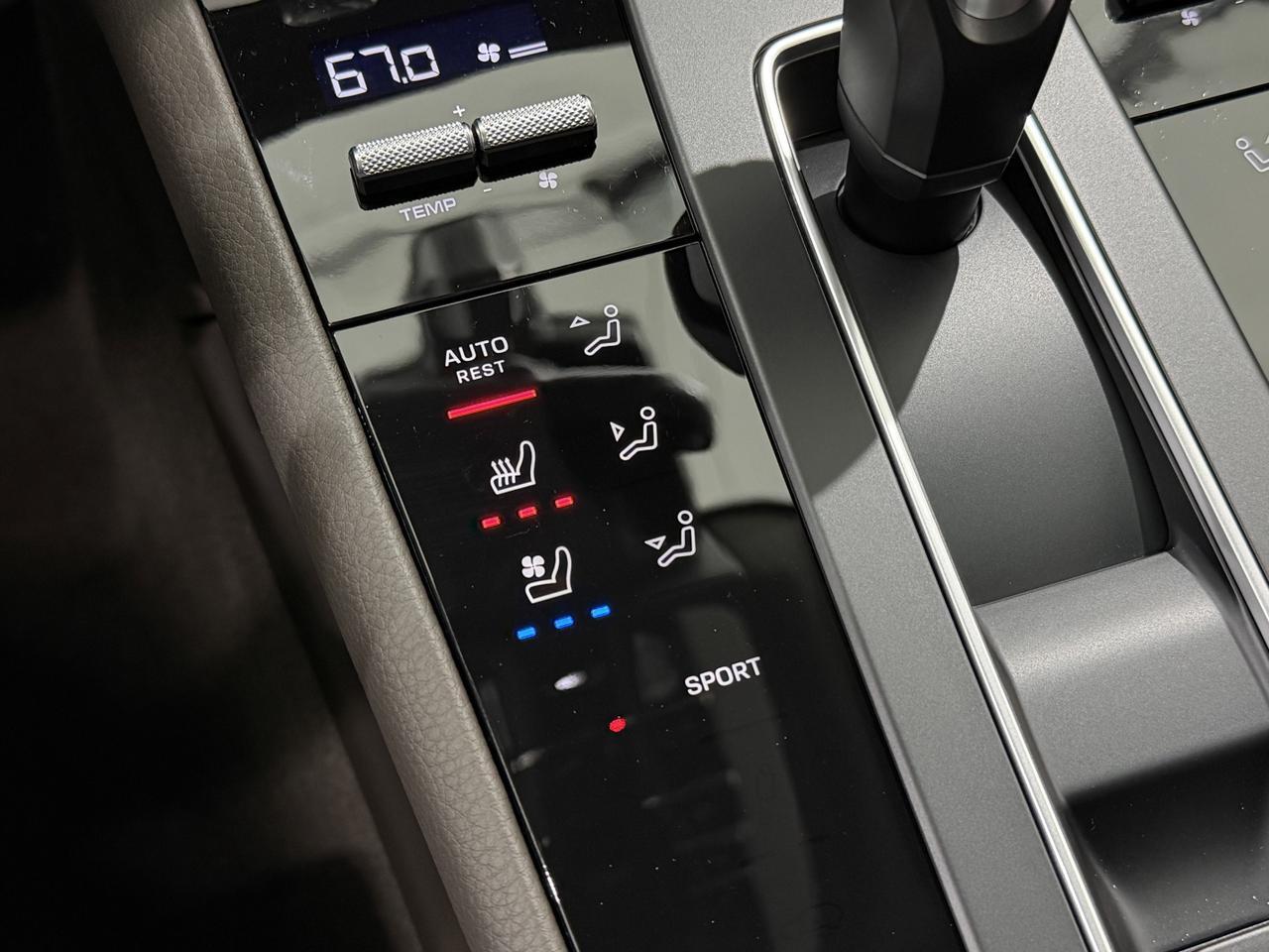 2026 Porsche Macan Newark DE