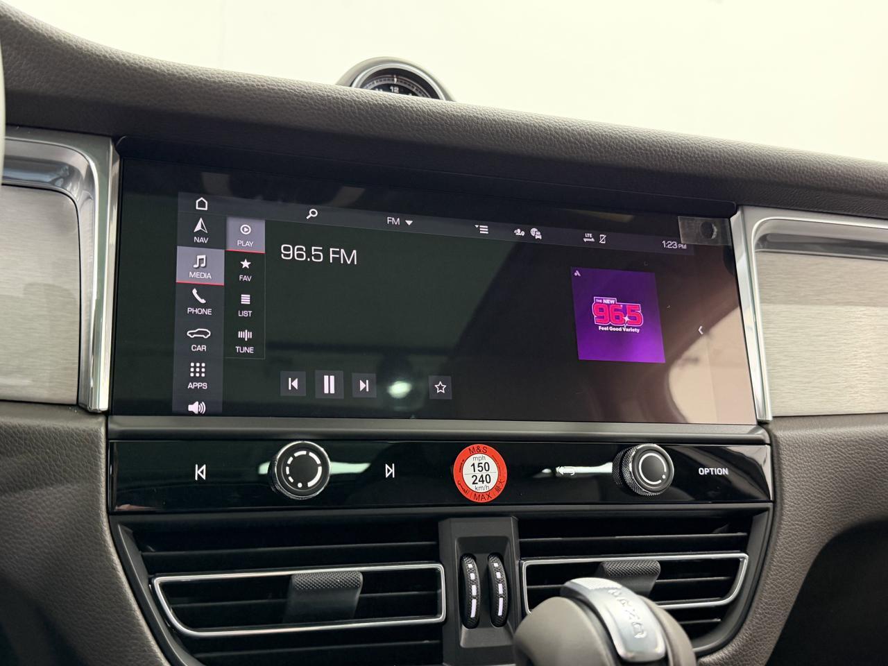 2026 Porsche Macan Newark DE