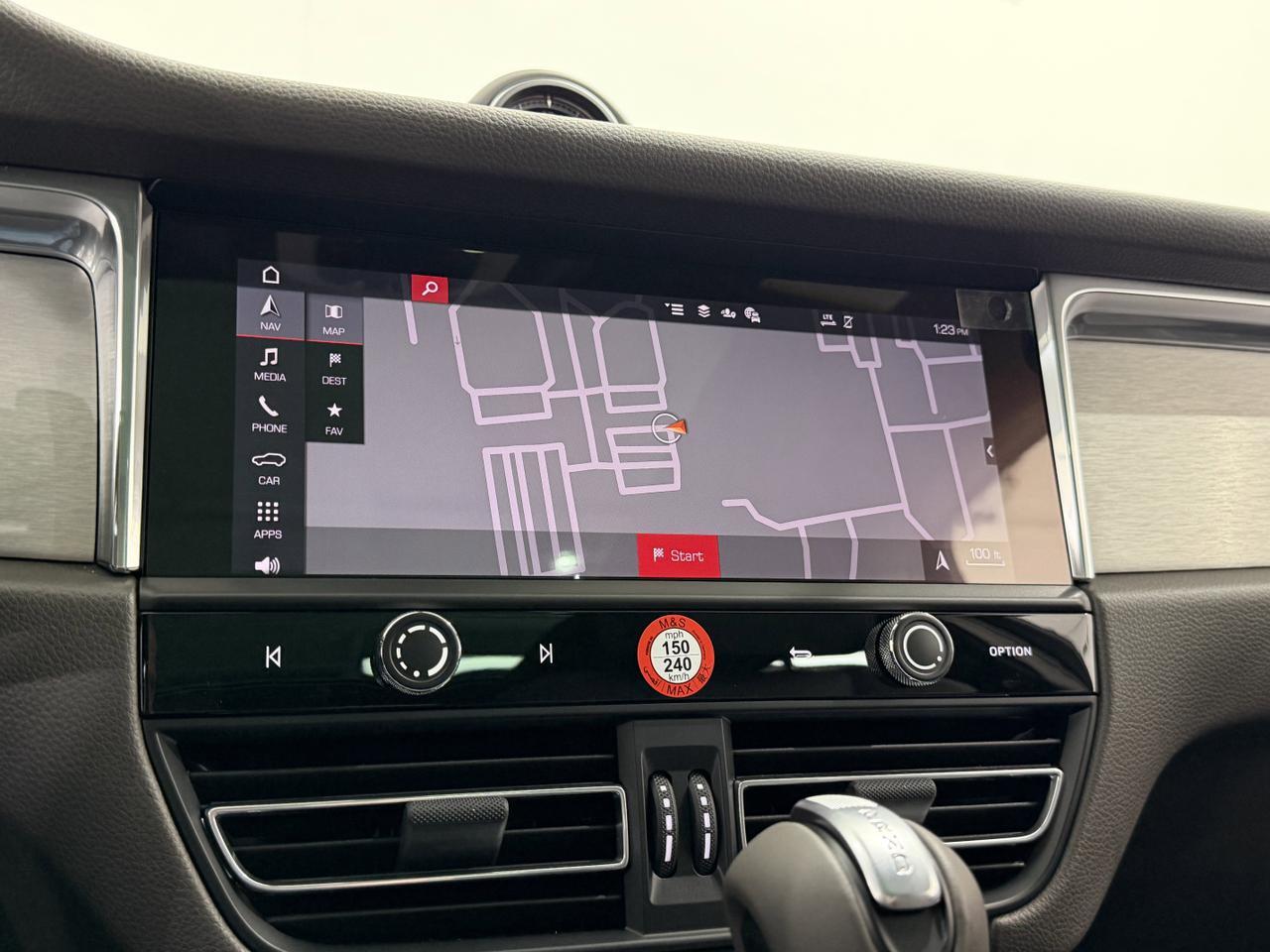 2026 Porsche Macan Newark DE