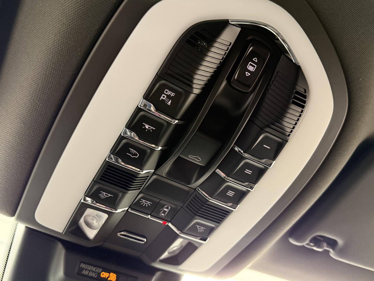 2026 Porsche Macan Newark DE