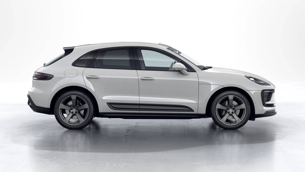 2026 Porsche Macan Newark DE