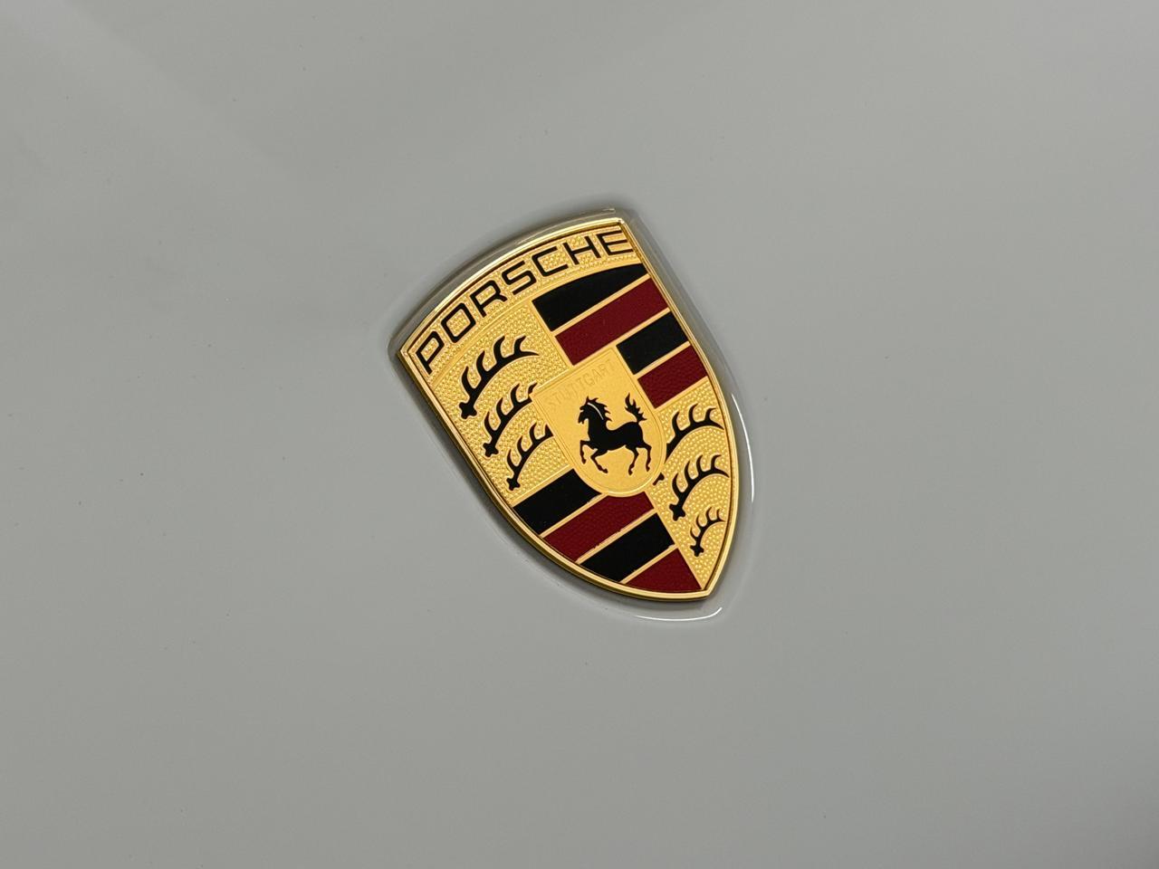 2026 Porsche Macan Newark DE