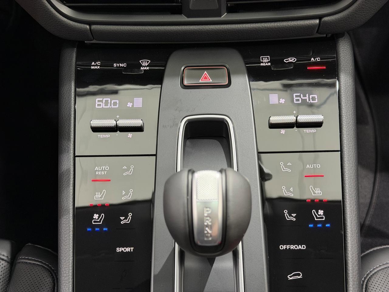 2026 Porsche Macan Newark DE