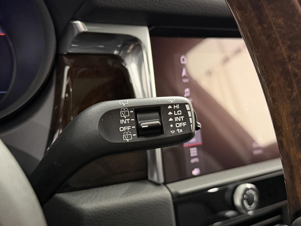 2026 Porsche Macan Newark DE