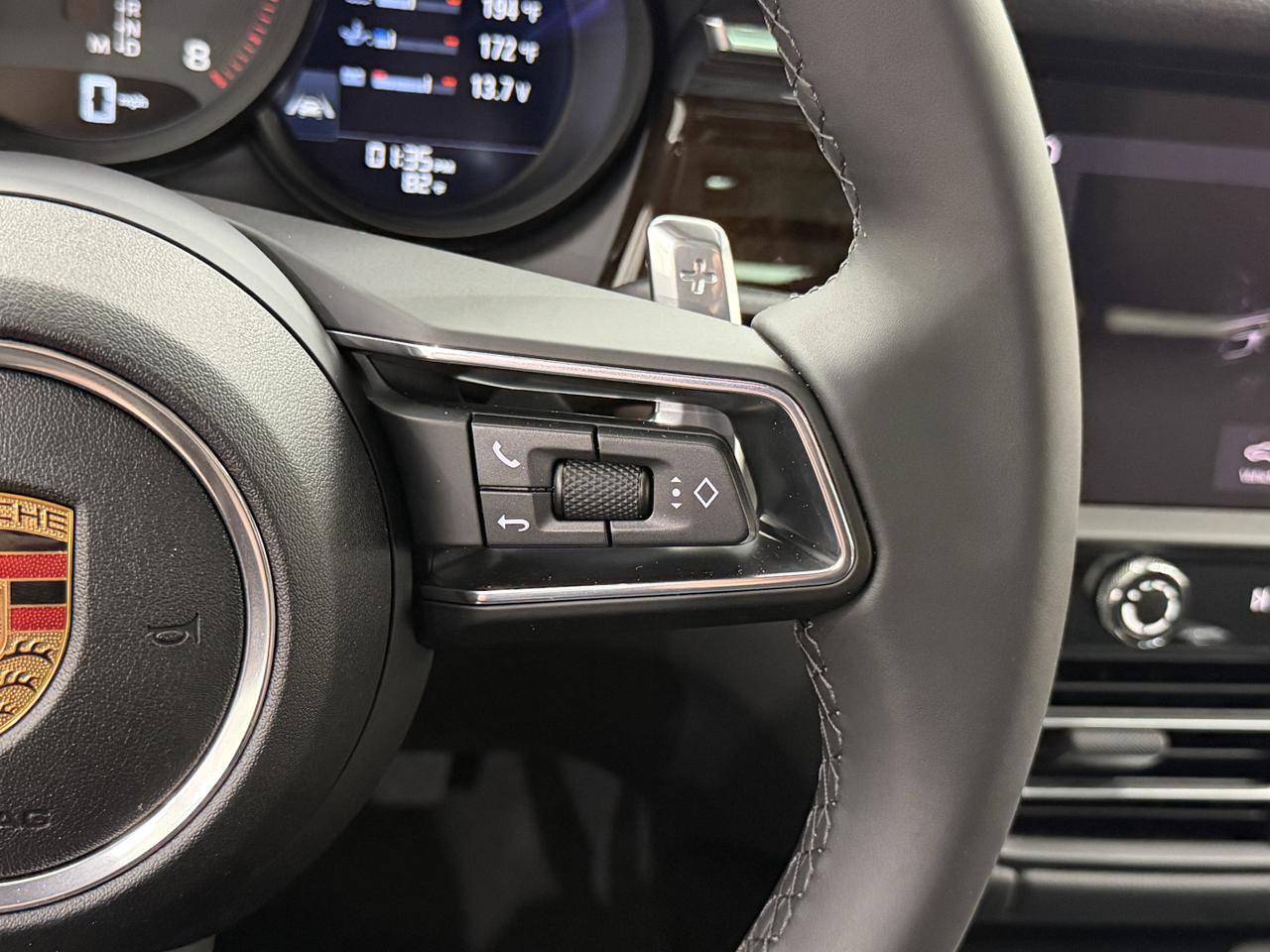 2026 Porsche Macan Newark DE