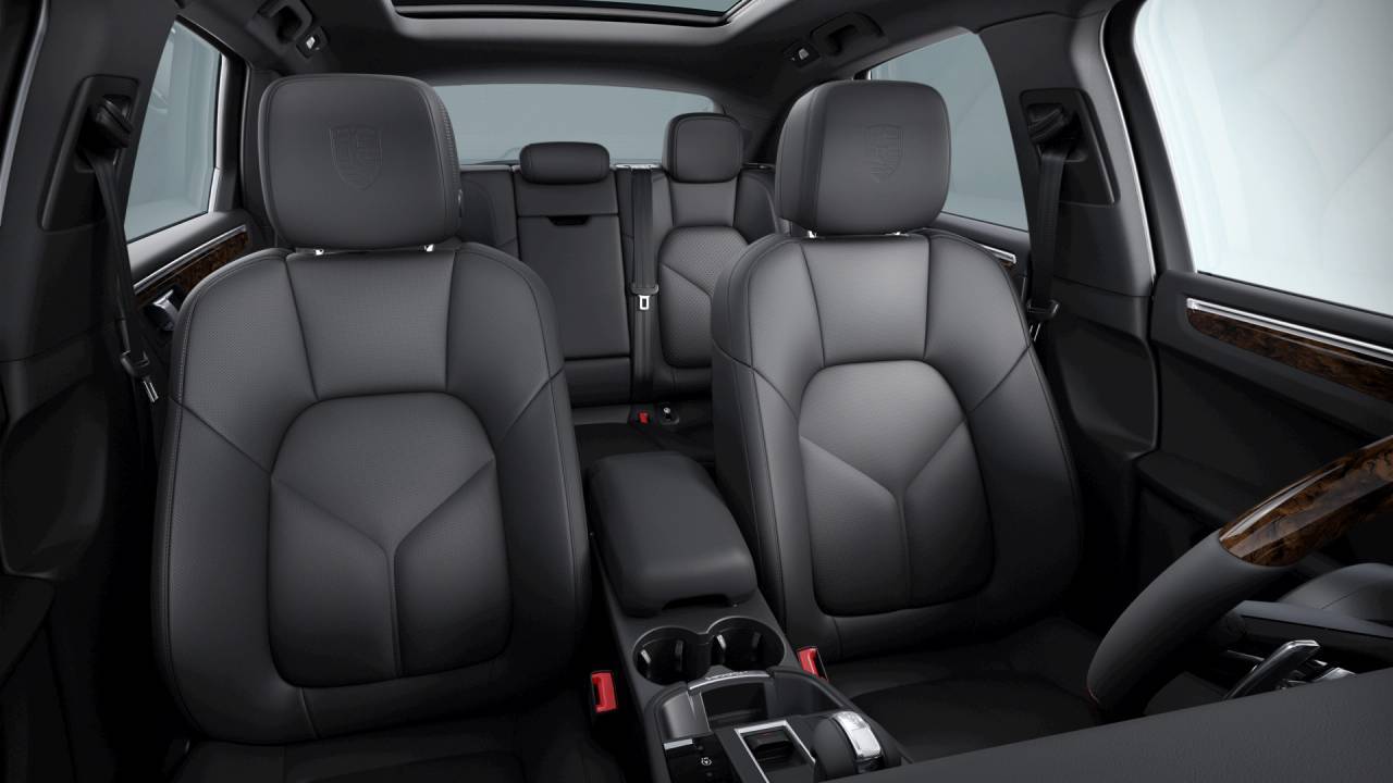 2026 Porsche Macan Newark DE