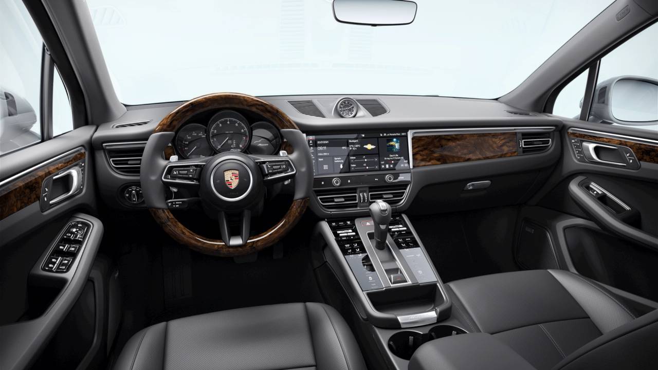 2026 Porsche Macan Newark DE