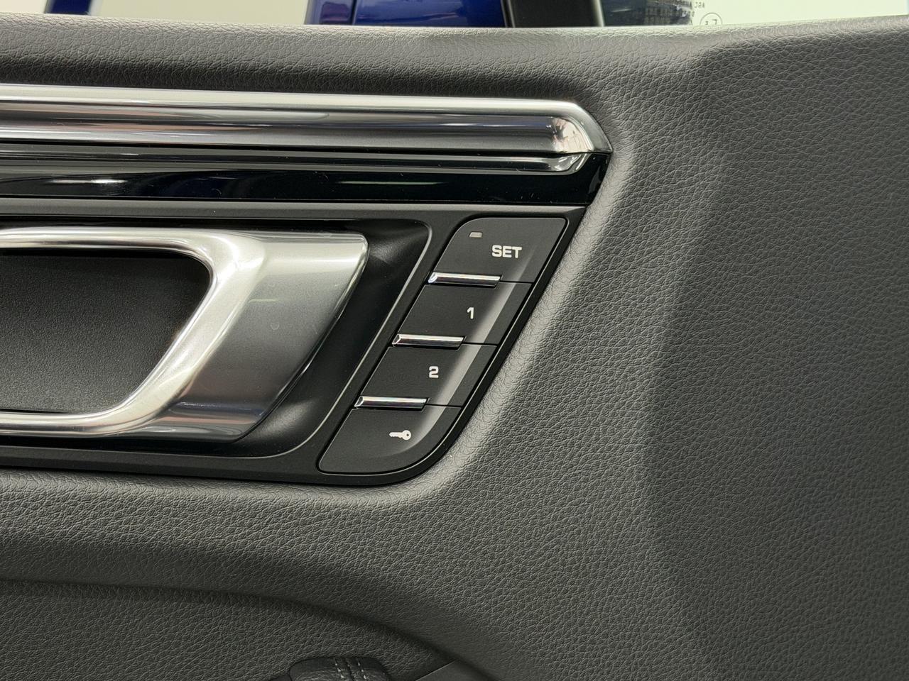 2026 Porsche Macan Newark DE