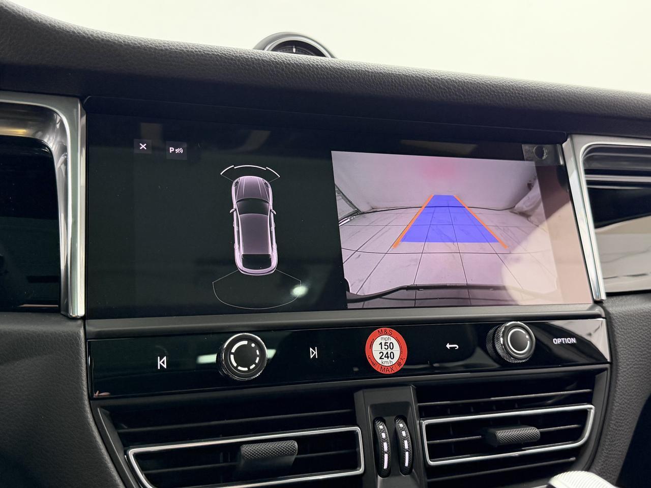 2026 Porsche Macan Newark DE