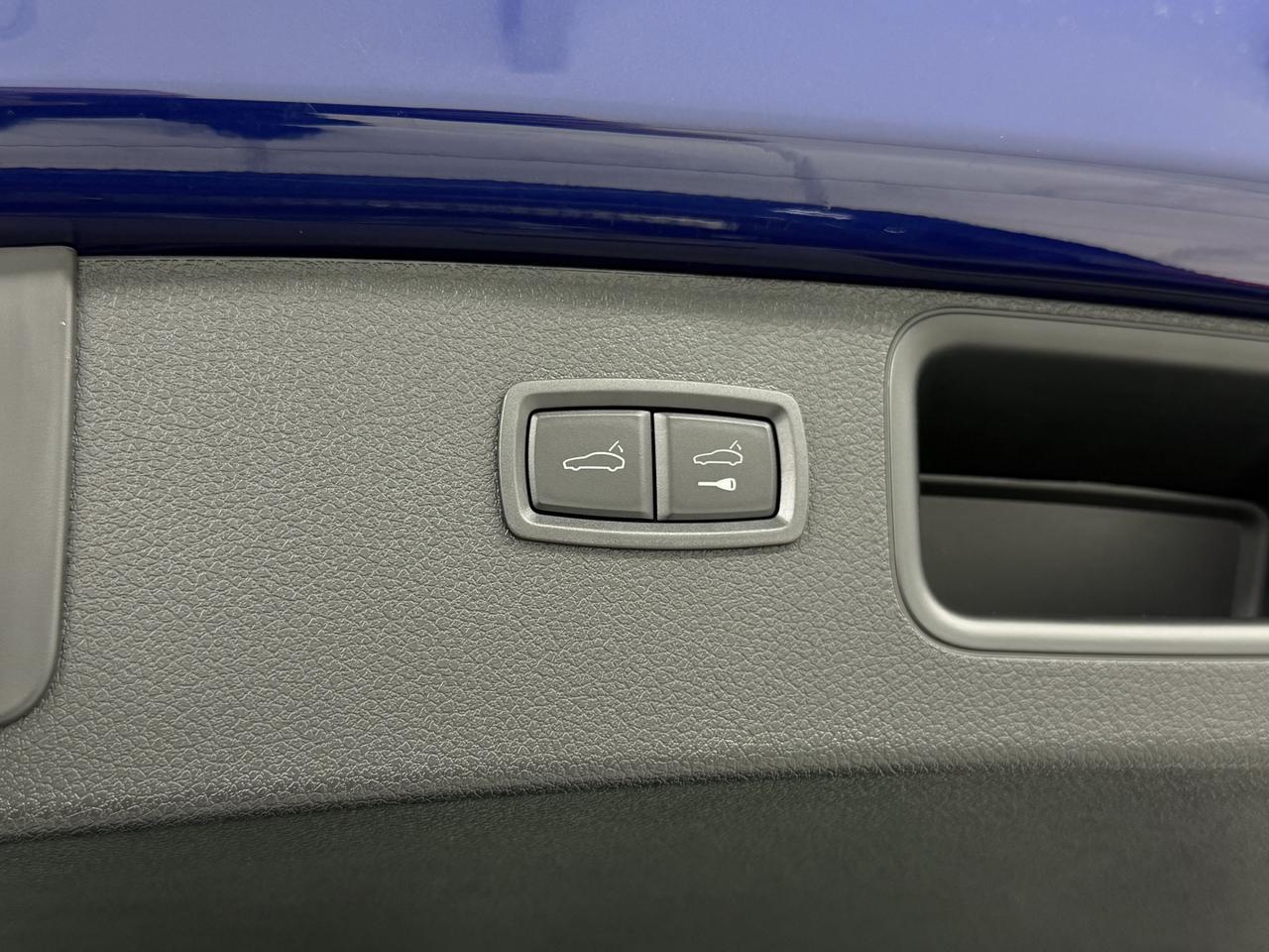 2026 Porsche Macan Newark DE