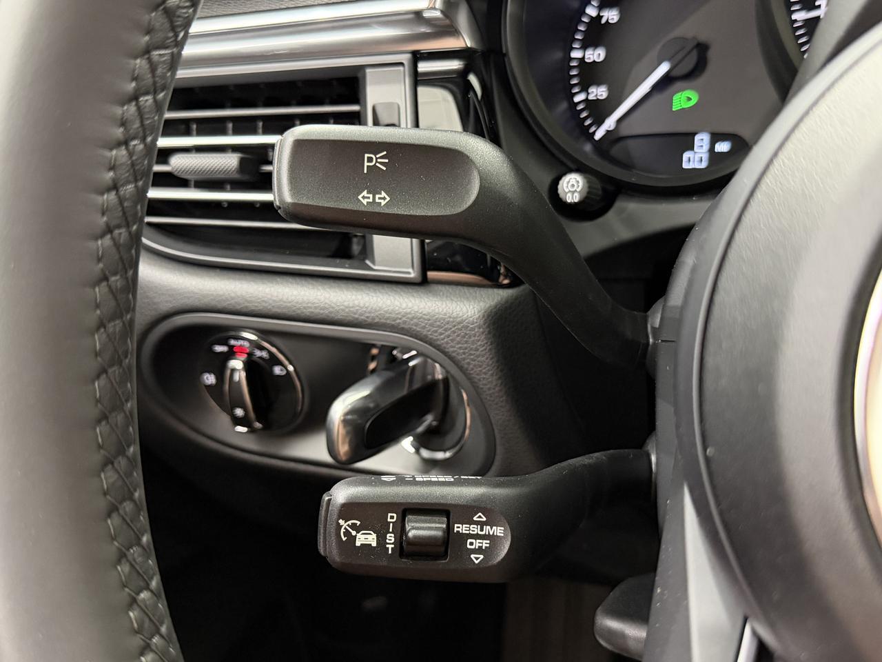 2026 Porsche Macan Newark DE