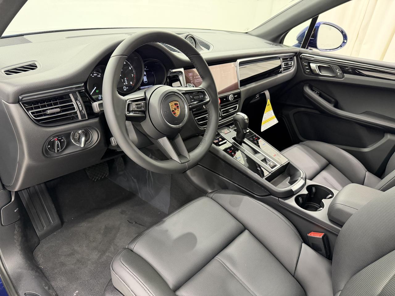 2026 Porsche Macan Newark DE