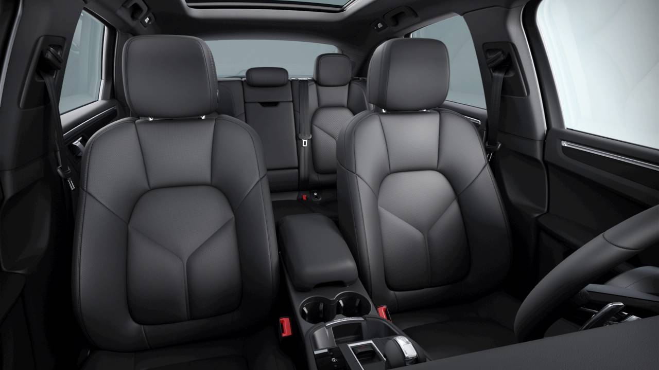 2026 Porsche Macan Newark DE